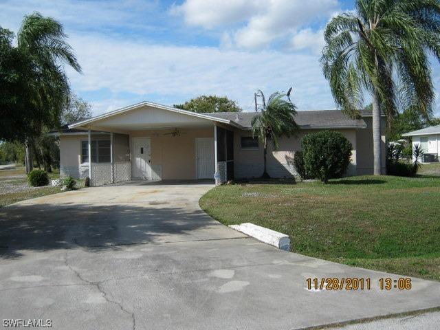 11 Illinois Rd., Lehigh Acres, FL 33936