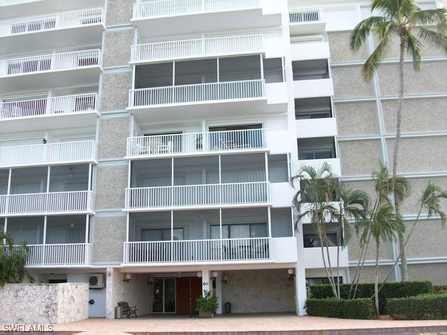 60 Pelican St., Naples, FL