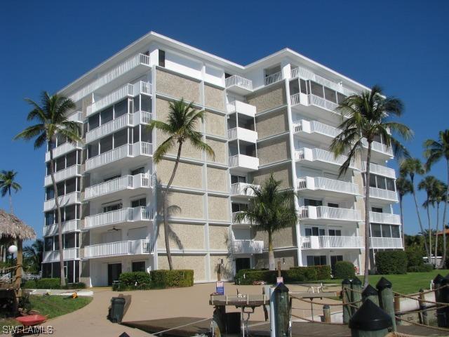 60 Pelican St. #201, Naples, FL 34113