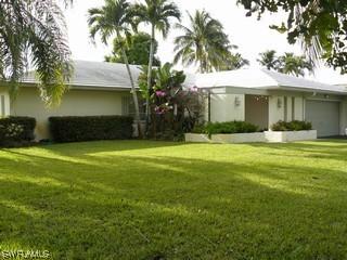 302 Forest Hills Blvd., Naples, FL