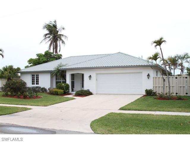 1130 Martinique Ct., Marco Island, FL 34145