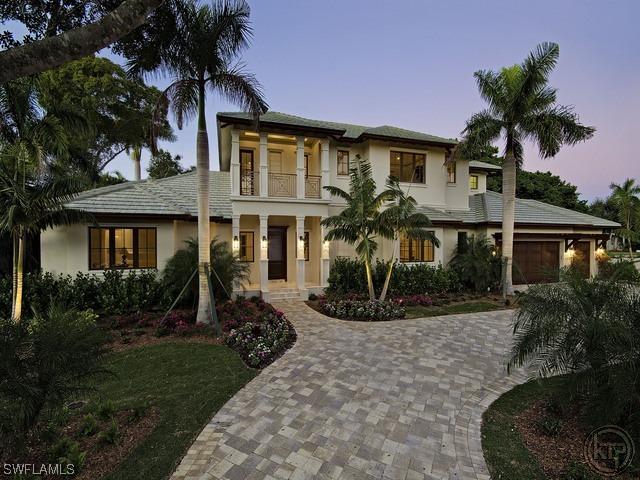 495 Rudder Rd., Naples, FL 34102