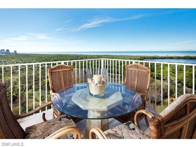 6597 Nicholas Blvd., Naples, FL