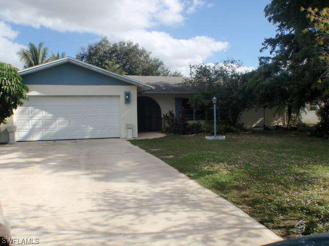 27617 Los Amigos Ln., Bonita Springs, FL 34135