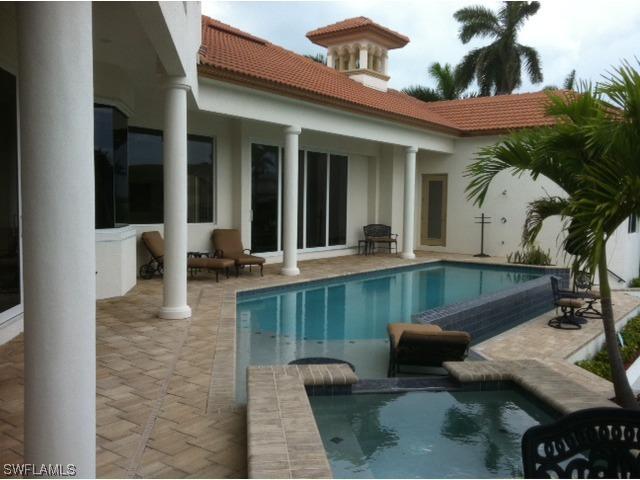 881 Kendall Dr., Marco Island, FL 34115
