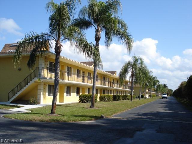 1155 Rosemary Ct. #208, Naples, FL