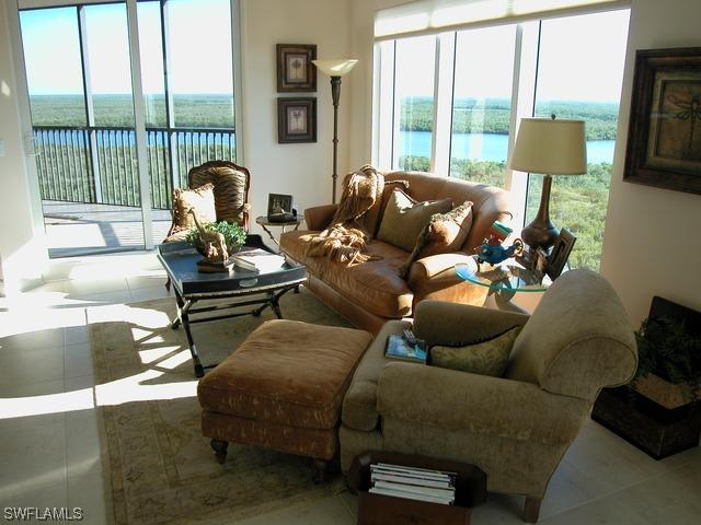 1060 Borghese Ln., Naples, FL