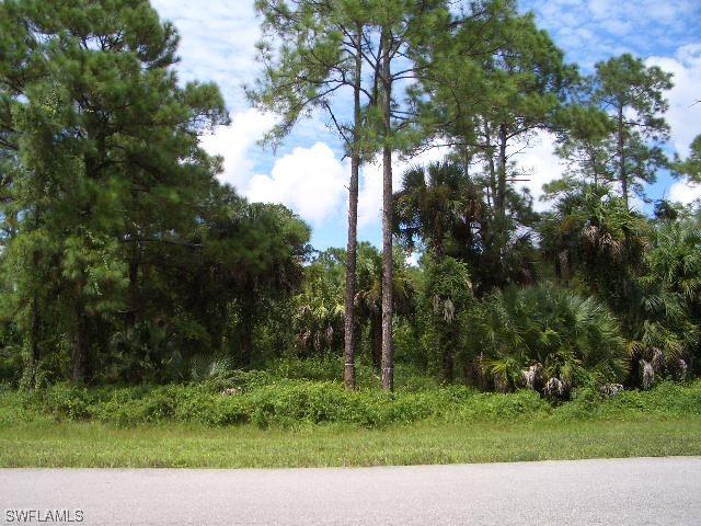 4721 7th Ave., Naples, FL 34119