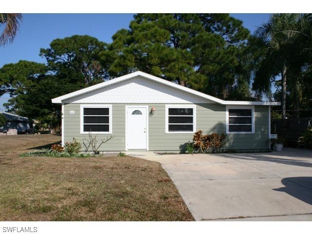 841 99th Ave., Naples, FL