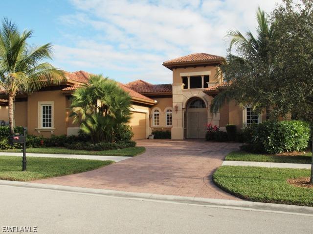 8894 Shenendoah Cir., Naples, FL 34113