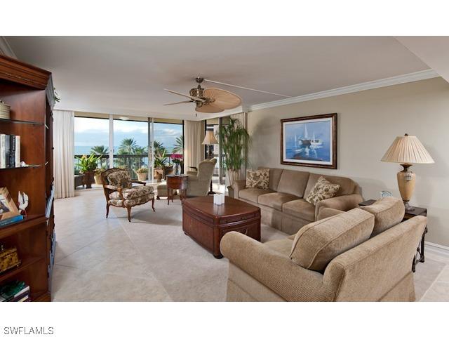 4551 Gulf Shore Blvd. #502, Naples, FL