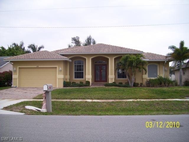 155 Bahama Ave., Marco Island, FL