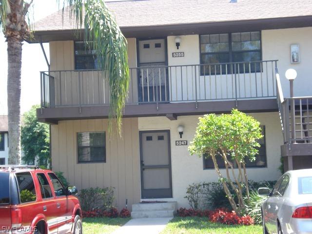 5255 Treetops Dr. #201, Naples, FL