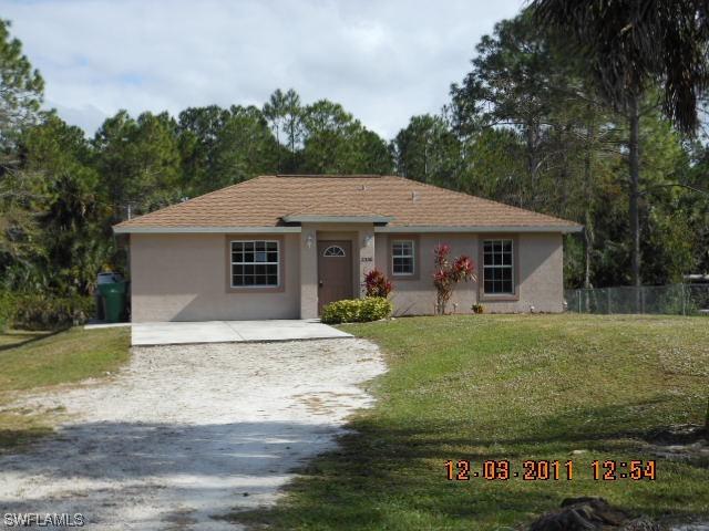 2330 Della Dr., Naples, FL 34117