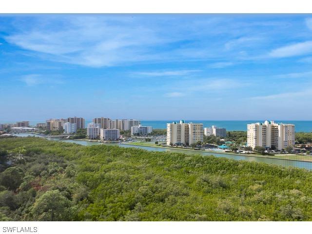 295 Grande Way #1202, Naples, FL 34110