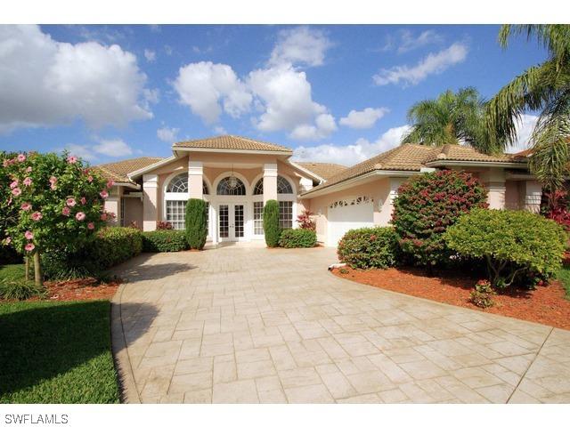 6955 Mauna Loa Ln., Naples, FL 34113