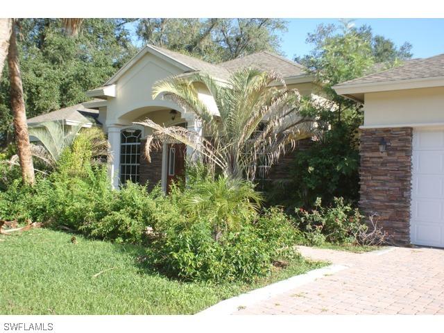 905 11th St., Okeechobee, FL 34974