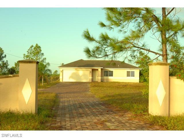 4665 Everglades Blvd., Naples, FL 34120