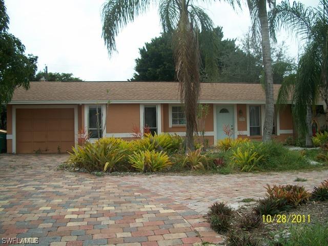 1204 Hernando St., Naples, FL 34103