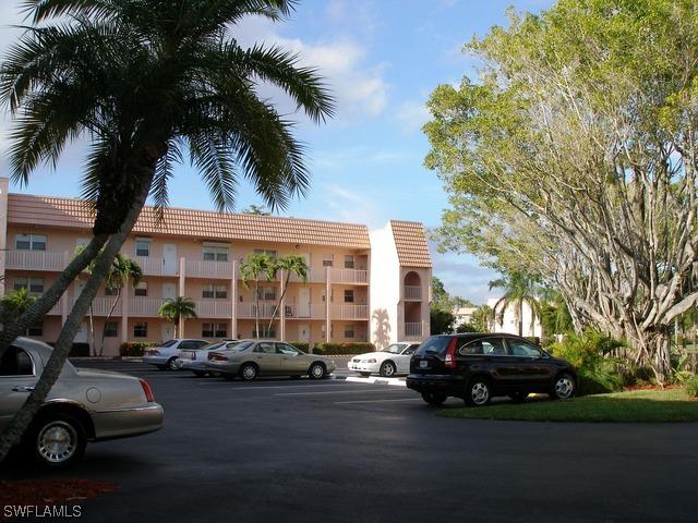 170 Turtle Lake Ct. #310, Naples, FL