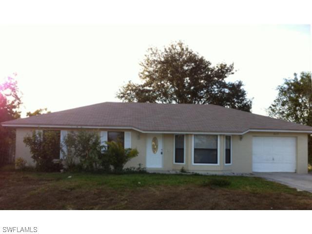 2833 49th Ln., Naples, FL 34116