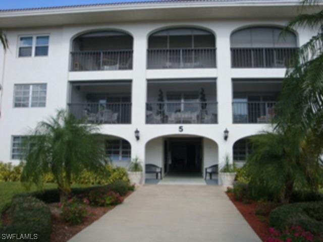 5 Highpoint Cir. #311, Naples, FL