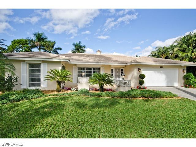 421 Wedge Dr., Naples, FL 34103