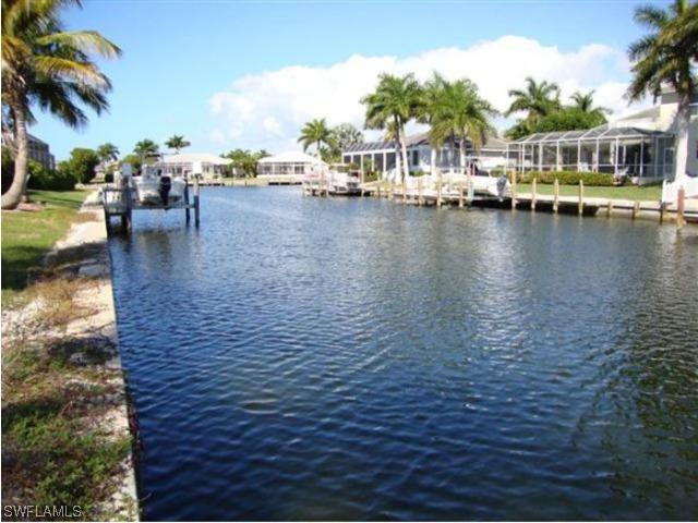 411 Edgewater Ct., Marco Island, FL