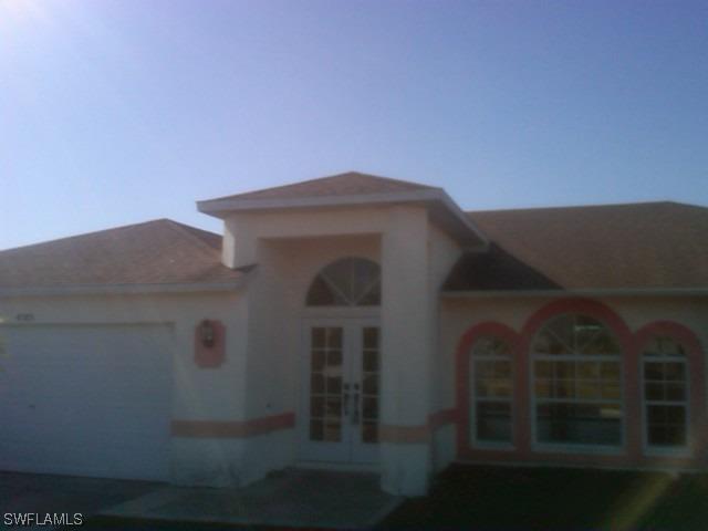 4585 22nd St., Naples, FL 34120