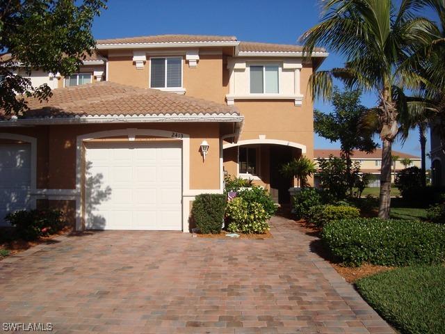 2413 Laurentina Ln., Cape Coral, FL 33909