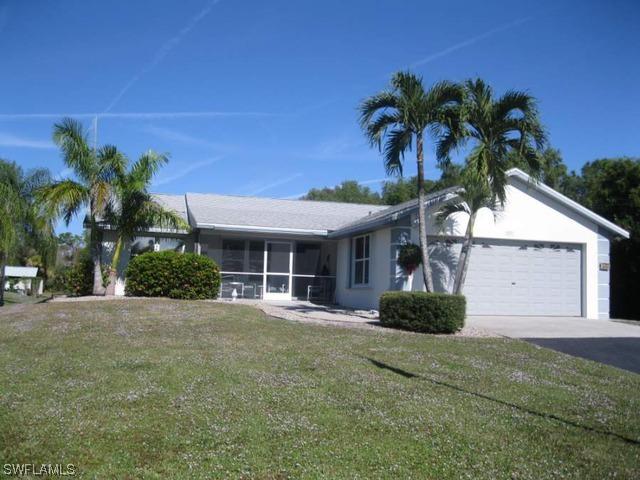 5291 Myrtle Ln., Naples, FL 34113