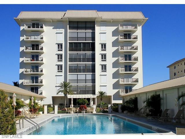 2650 Gulf Shore Blvd. #502, Naples, FL 34103