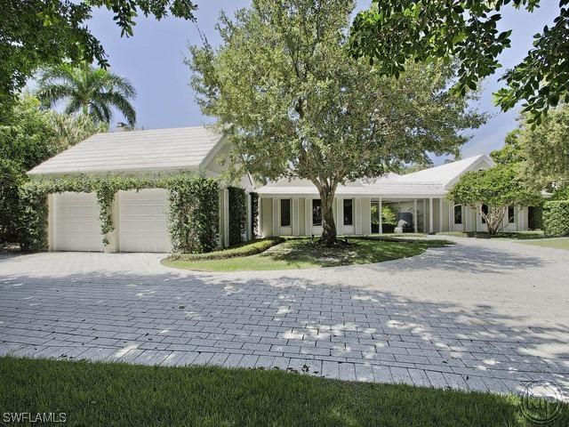 1150 Galleon Dr., Naples, FL 34102