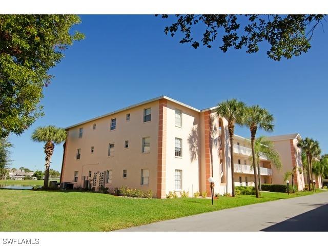 9580 Victoria Ln. #208, Naples, FL