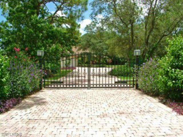 28 Cajeput Dr., Naples, FL