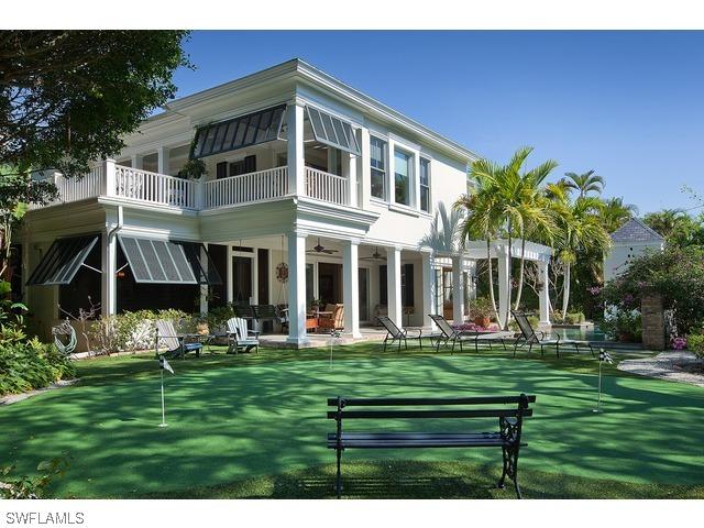 563 3rd St., Naples, FL 34102