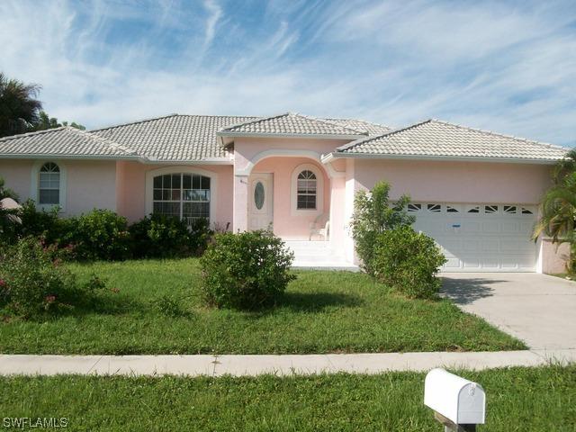 920 Dolphin Ct., Marco Island, FL