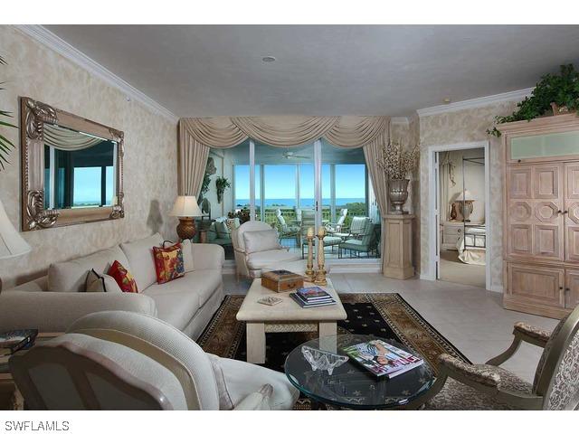 60 Seagate Dr. #504, Naples, FL