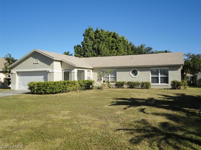 704 Meyer Dr., Naples, FL 34120