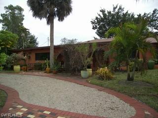 2230 Harbor Rd., Naples, FL 34104