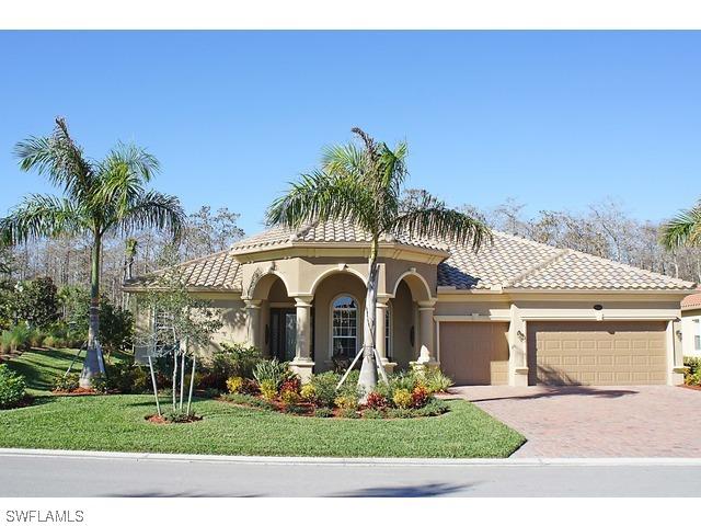 10023 Escambia Bay Ct., Naples, FL 34120