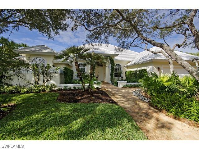 702 Shadow Lake Ln., Naples, FL