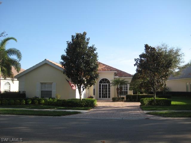 5408 Freeport Ln., Naples, FL