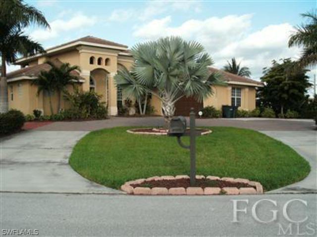 4802 22nd Pl., Cape Coral, FL 33914