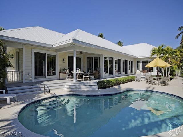 1575 Gulf Shore Blvd., Naples, FL 34102