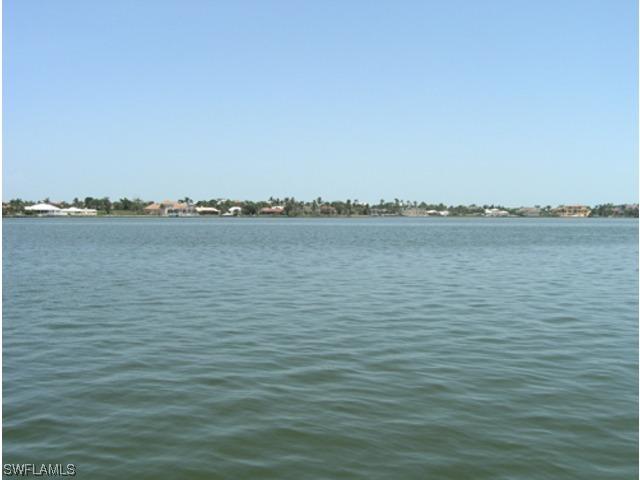 1611 Collingswood Ct., Marco Island, FL 34145