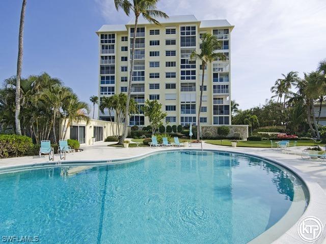 1717 Gulf Shore Blvd. #404, Naples, FL