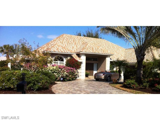 705 Pineside Ln., Naples, FL