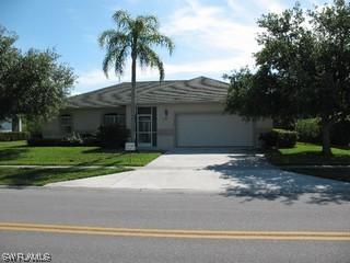 192 Cays Dr., Naples, FL