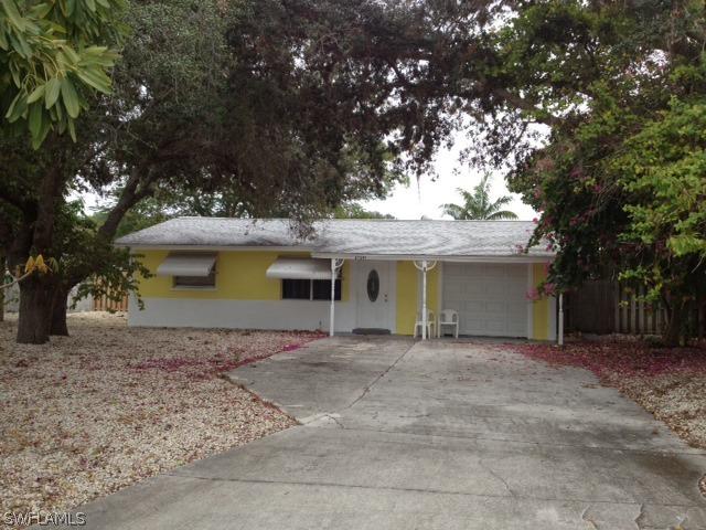 27541 Los Amigos Ln., Bonita Springs, FL